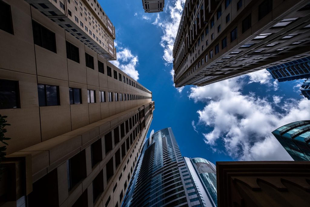 g65b73455f1252659ee699eea720651c5cbfecd71d51ee0b7aa82aa2b8d7e57acc0c1ec3991b30e0417a62126be2d52592cc278e4a04c24e98ed2b8403ec347ab 1280 3960567 architecture, dubai, skyscraper, city, downtown, building